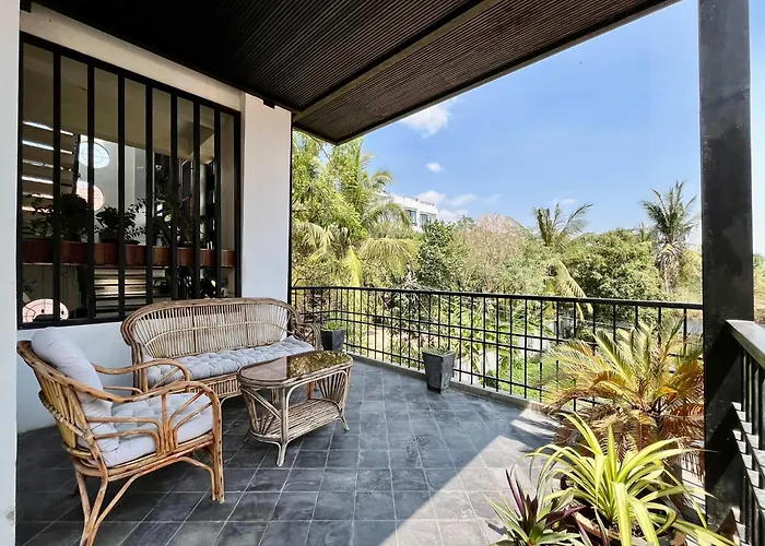 Canopy Family Villa